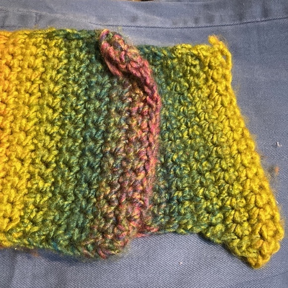 Hand crochet wool rainbow scarf - Picture 3 of 6